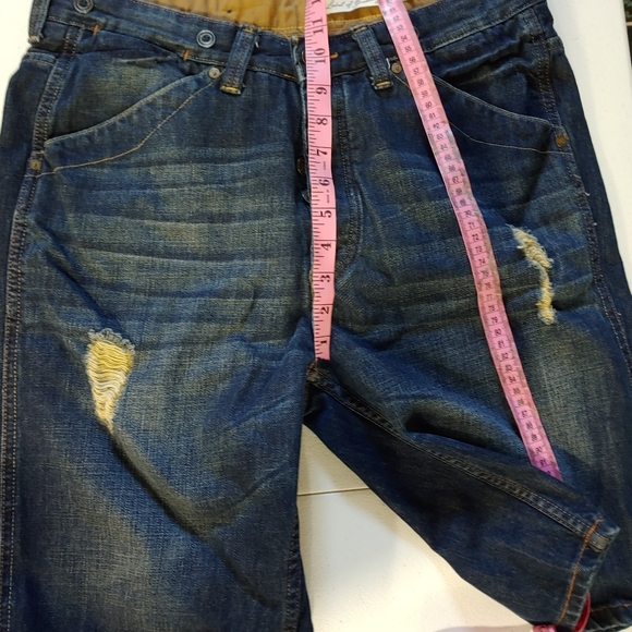 L.O.G.G. H&M DISTRESSED BUTTON FLY JEAN SHORTS - Picture 5 of 13